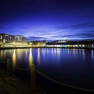 Hotel Apex Quay &